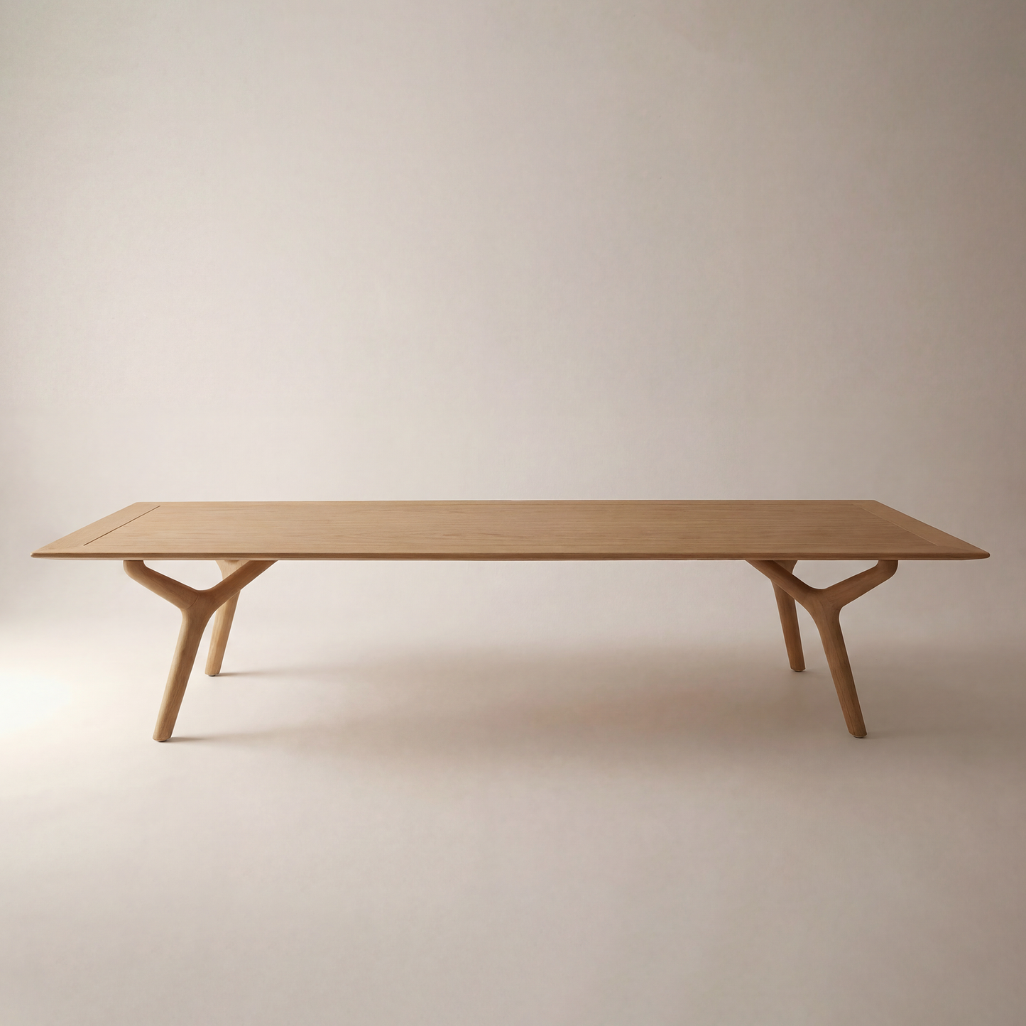 Aurora Table TR2