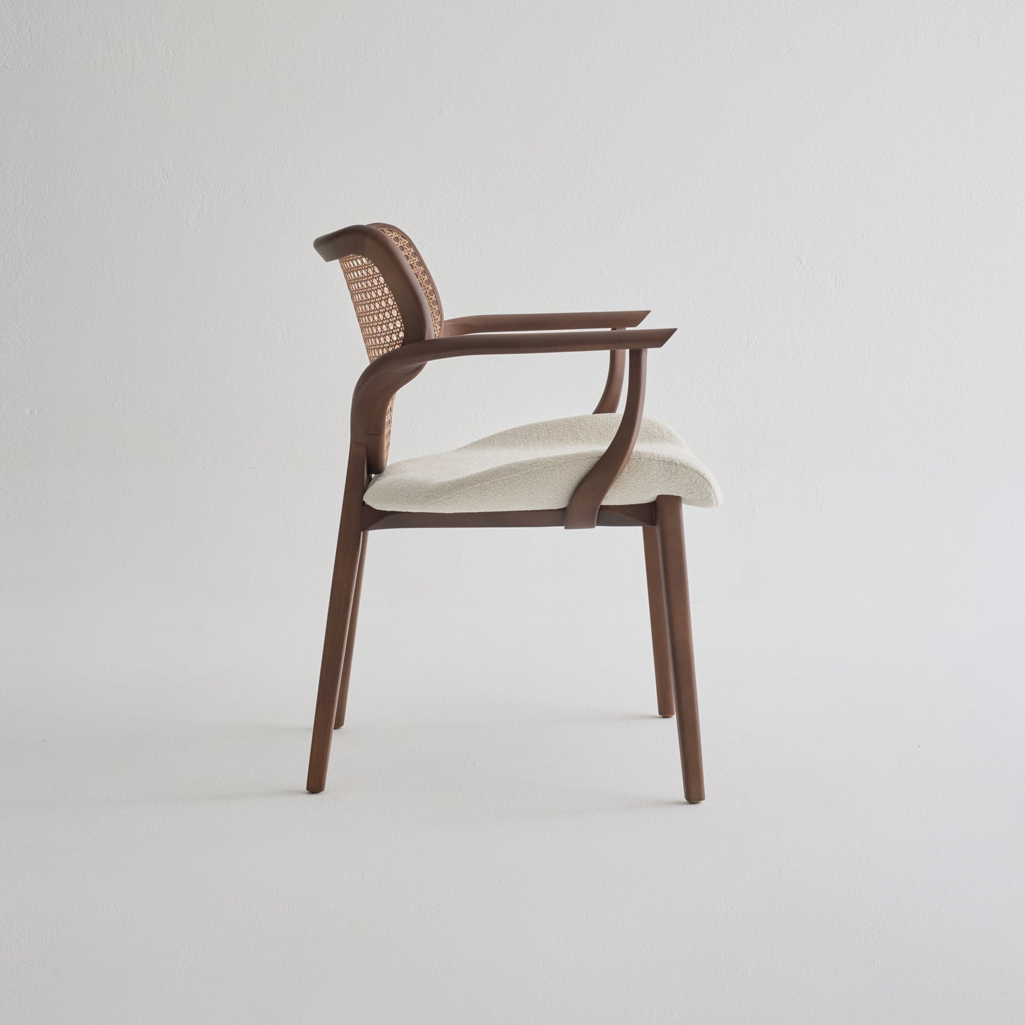 Lotus Chair CL2