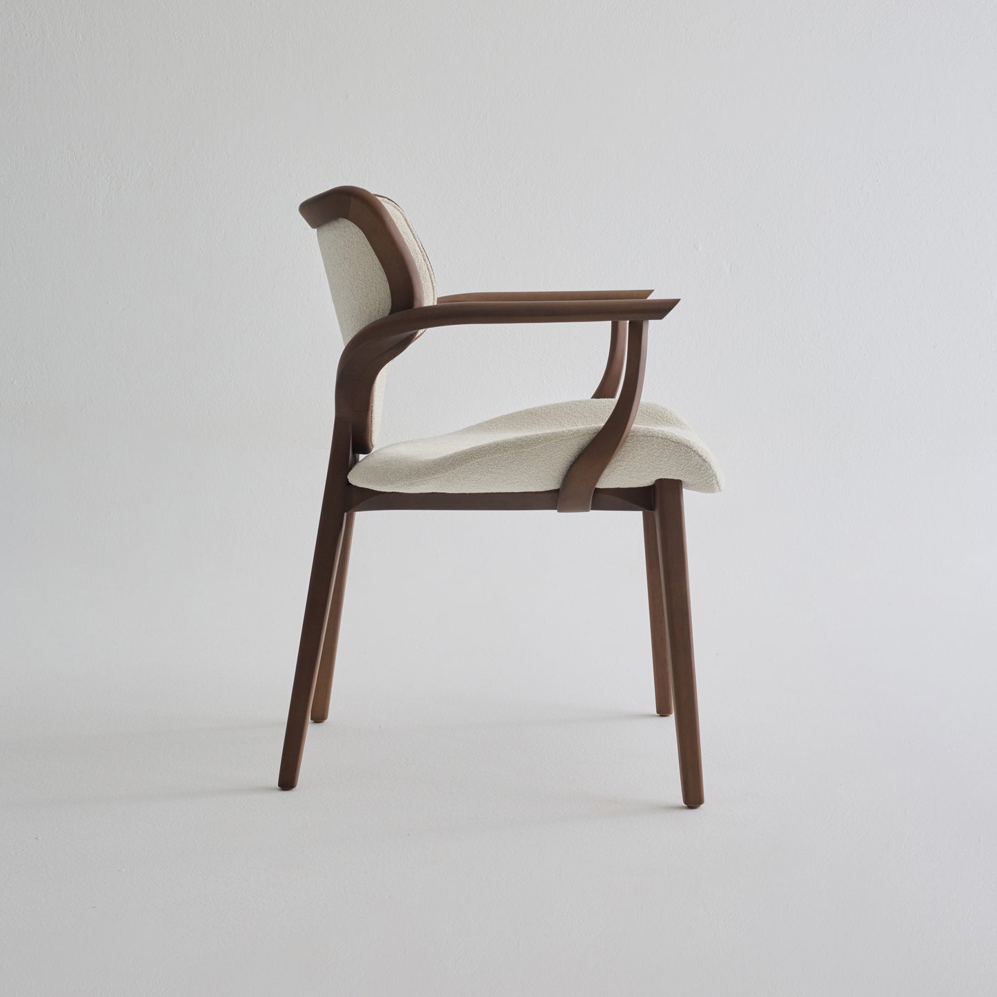 Lotus Chair CL4