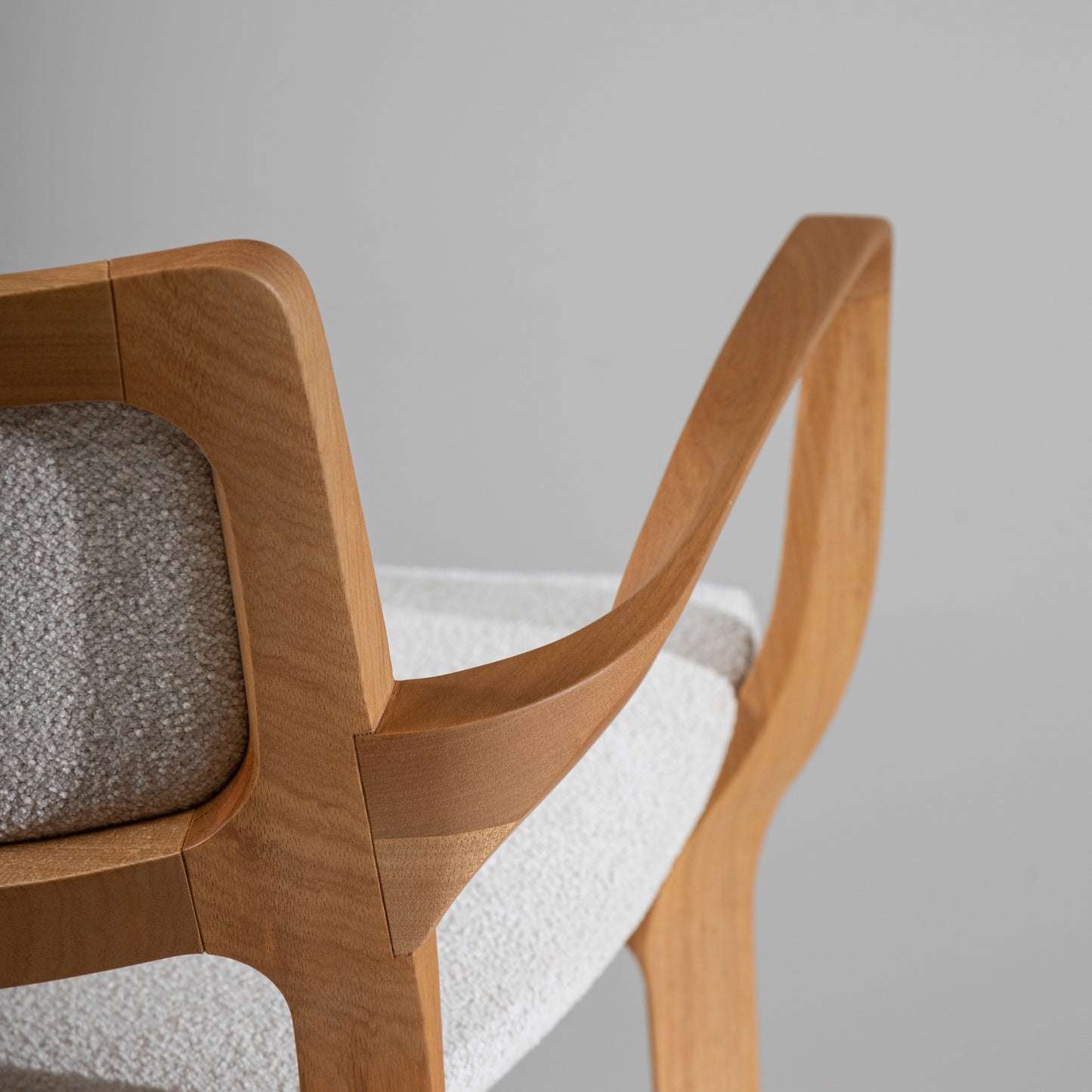 Aurora Stool SA1
