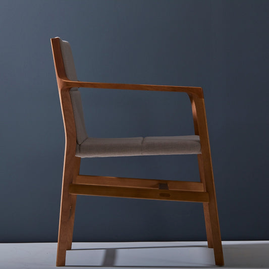 Arrow Chair CR2