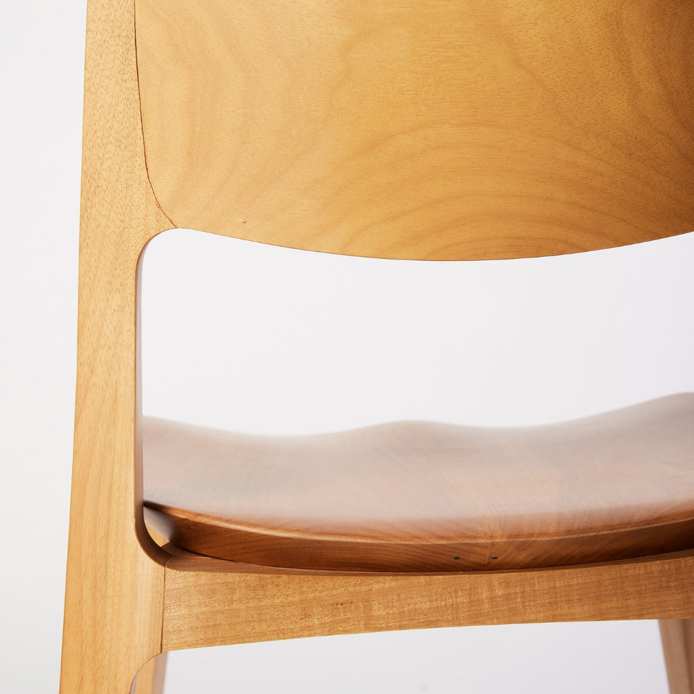Aurora Chair CA10