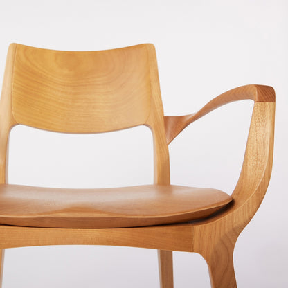 Aurora Chair CA6