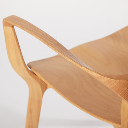 Aurora Chair CA6