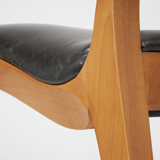 Aurora Armchair AA2