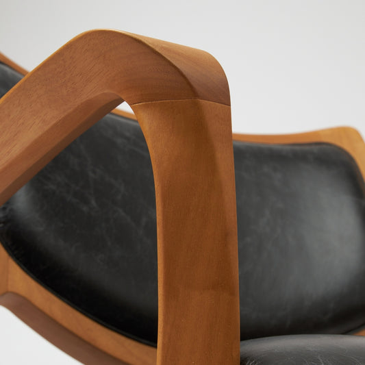 Aurora Armchair AA2