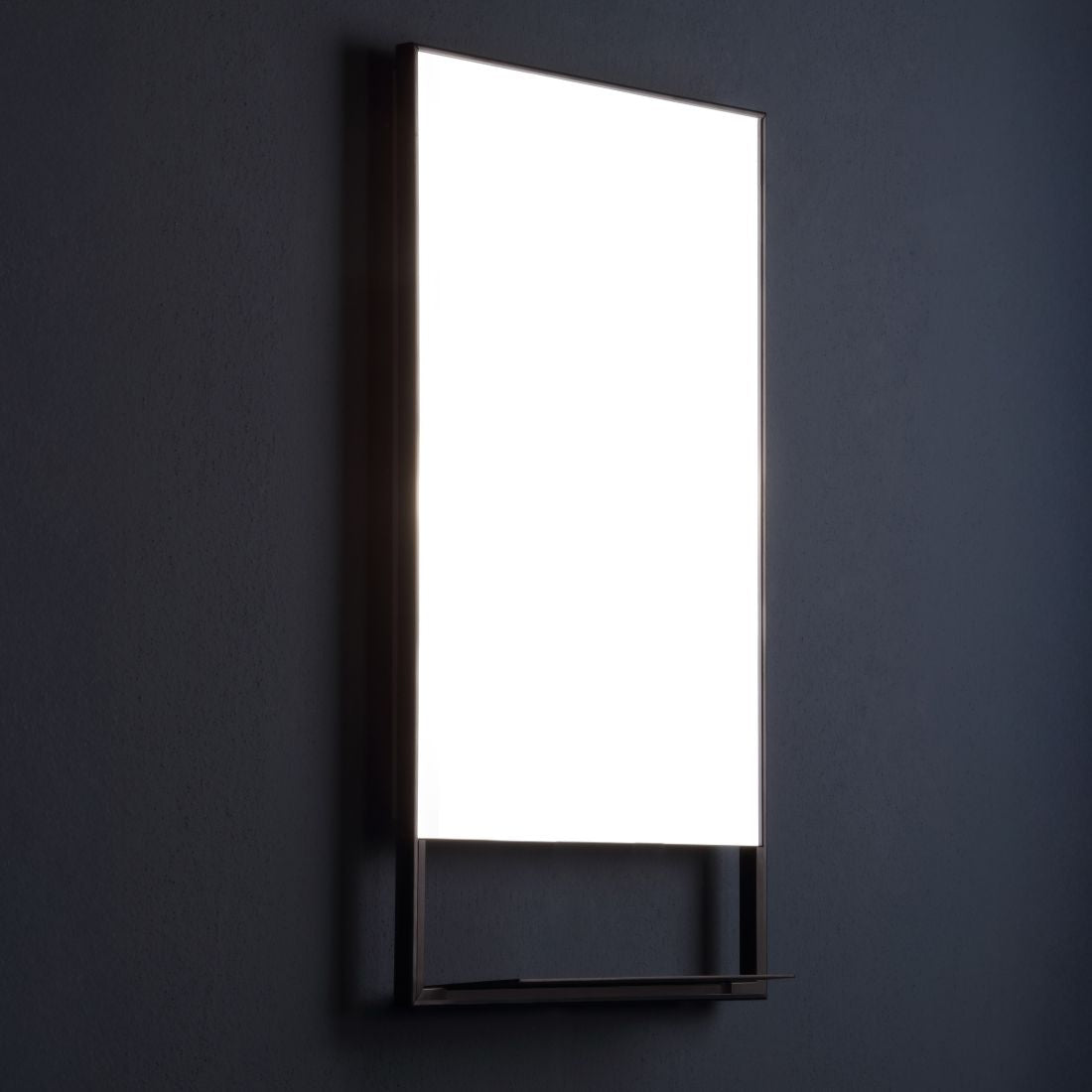 Castore Mirror
