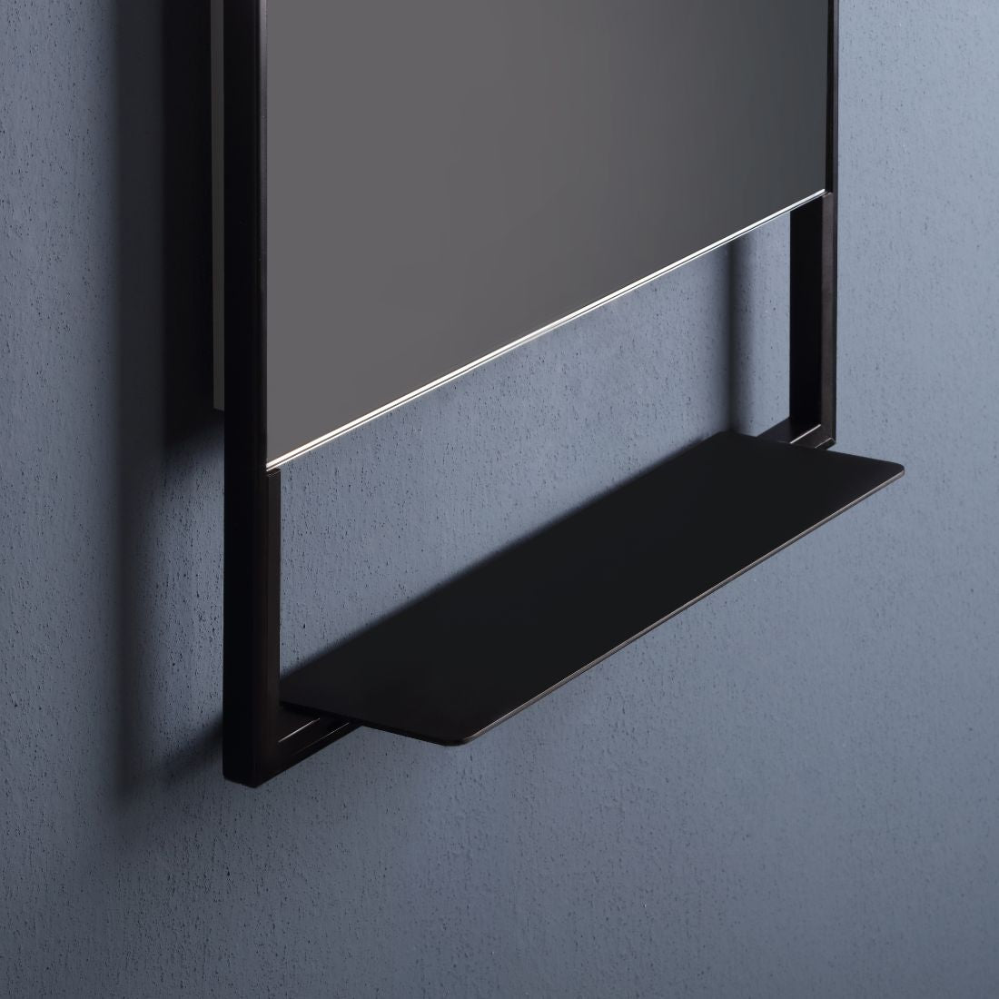 Castore Mirror
