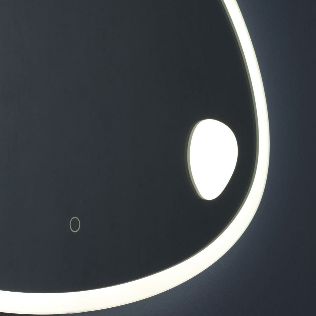 Quasar Mirror