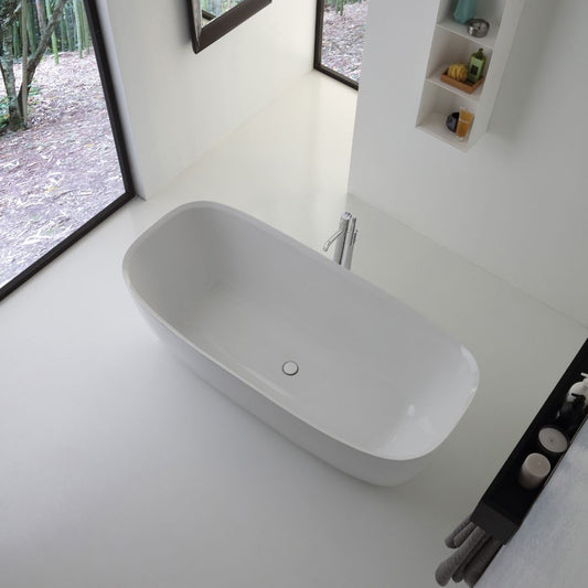 Snug Bathtub
