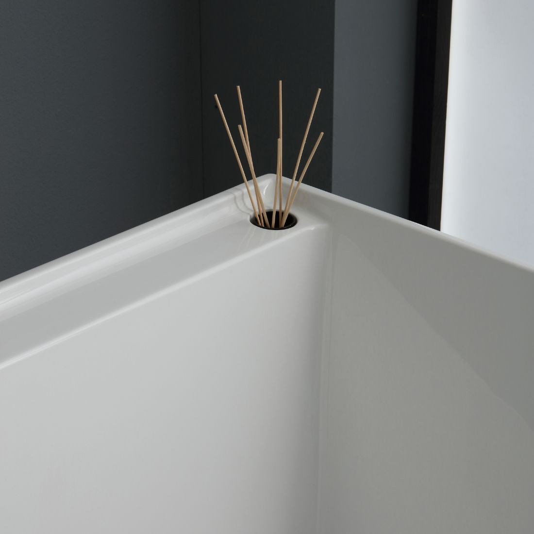 Vogue Bathtub