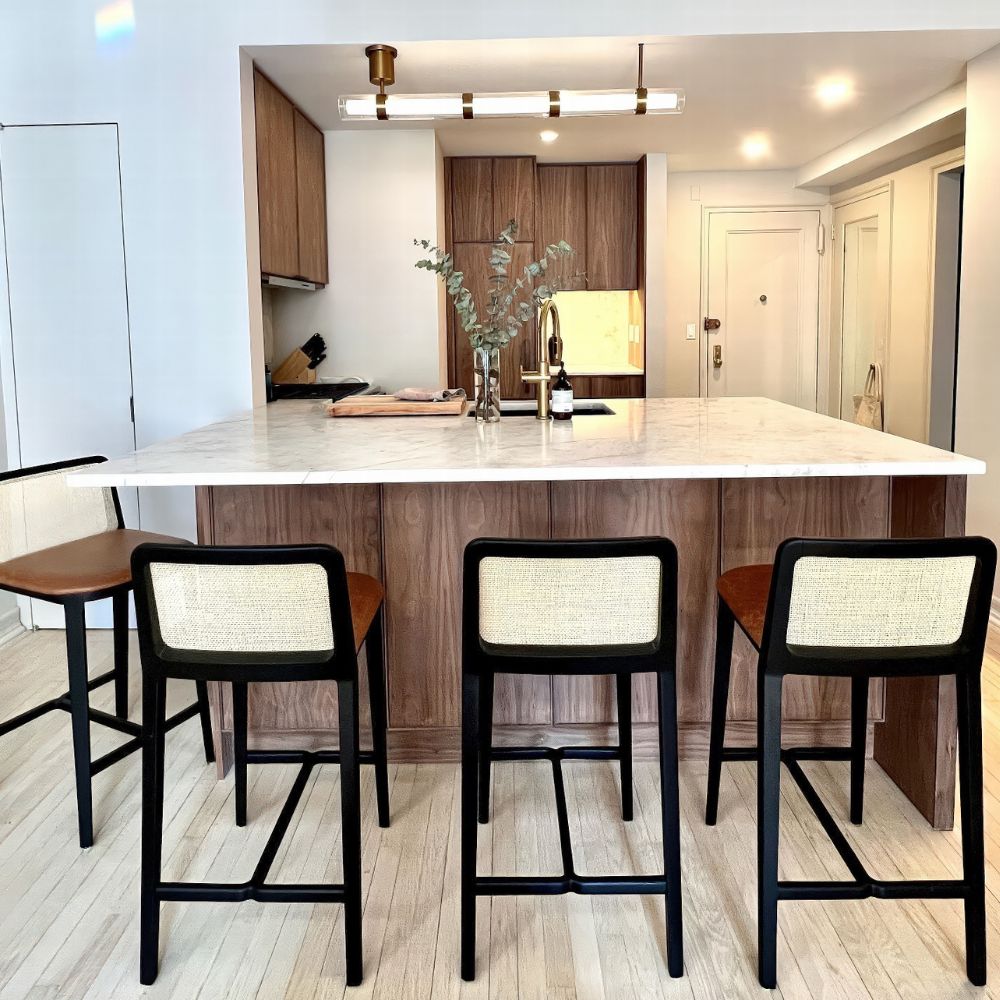 Wing Stool SW1