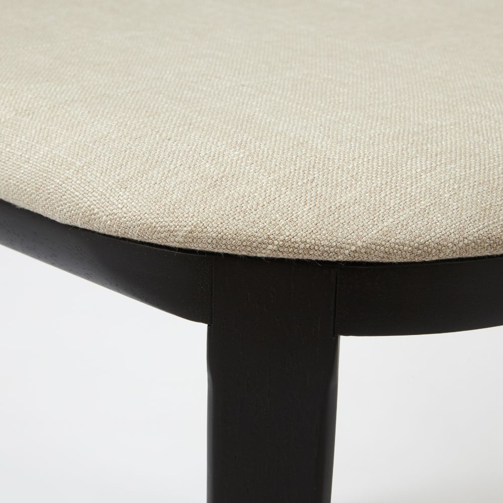 Wing Chair CW13