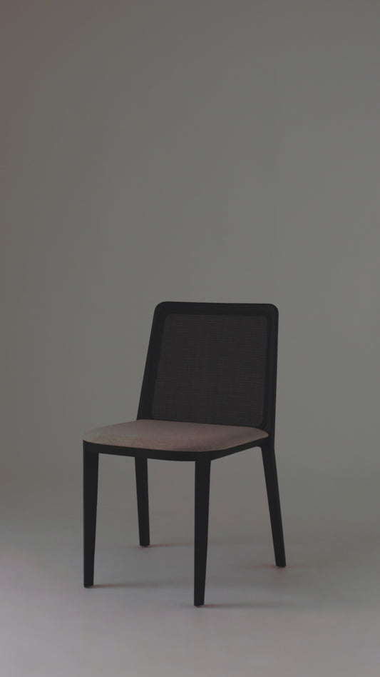 Wing Chair CW7