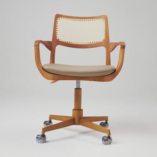 Aurora Office Chair AO1